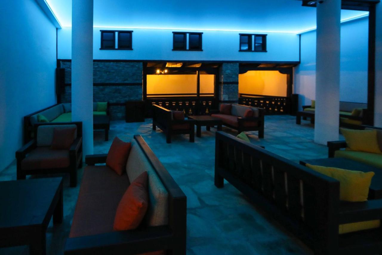 Hotel Leshten Ngoại thất bức ảnh