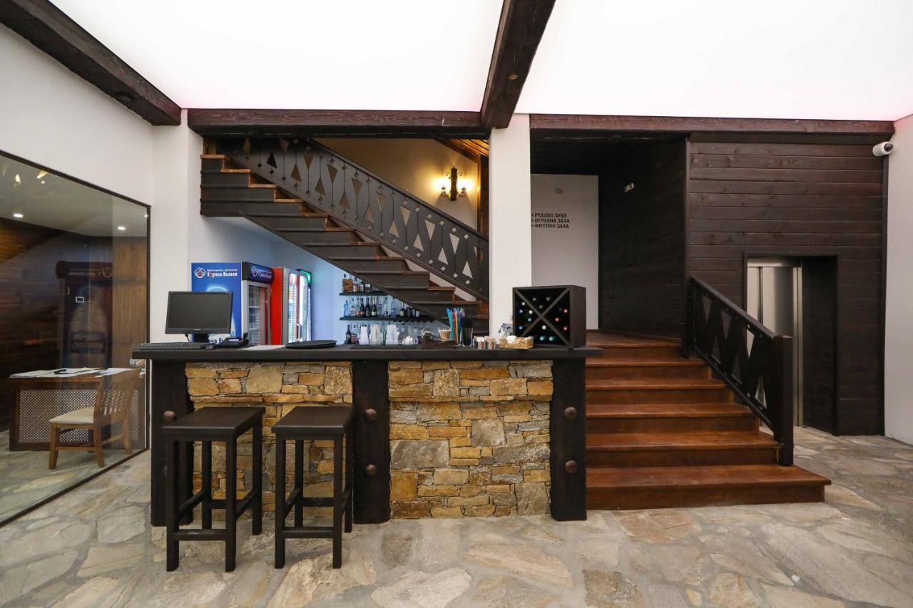 Hotel Leshten Ngoại thất bức ảnh