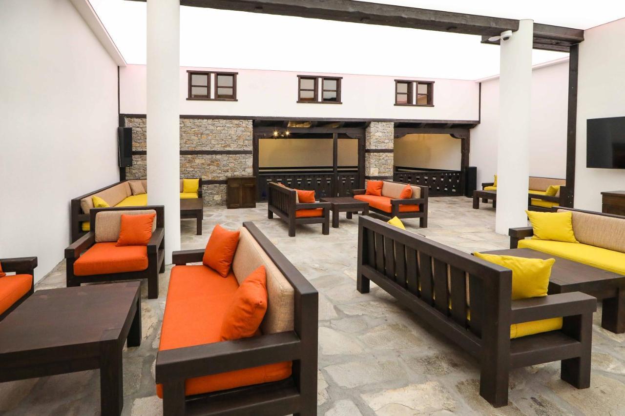 Hotel Leshten Ngoại thất bức ảnh