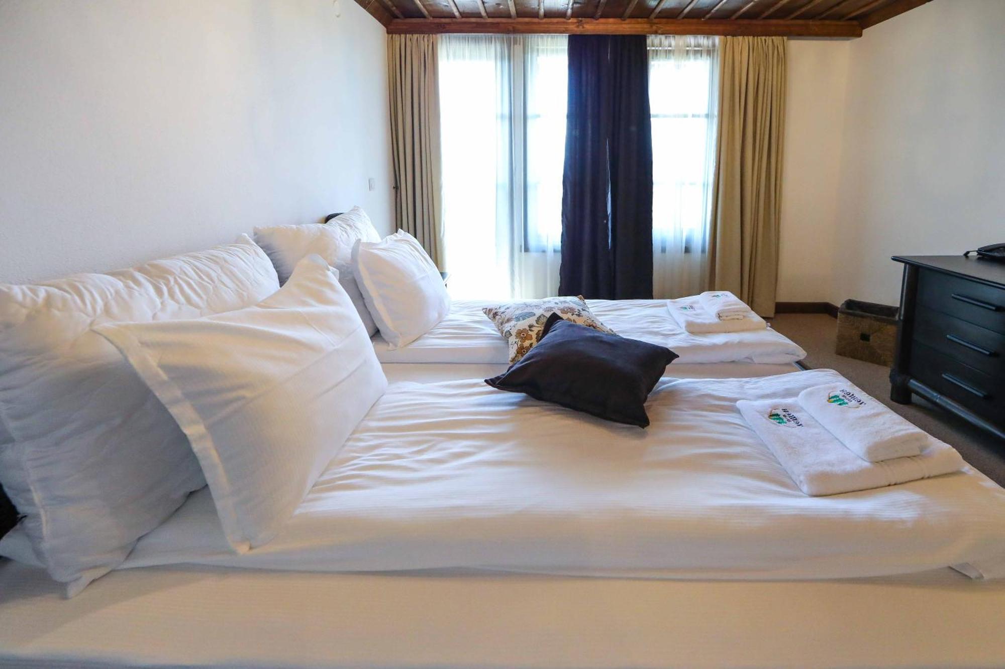 Hotel Leshten Phòng bức ảnh