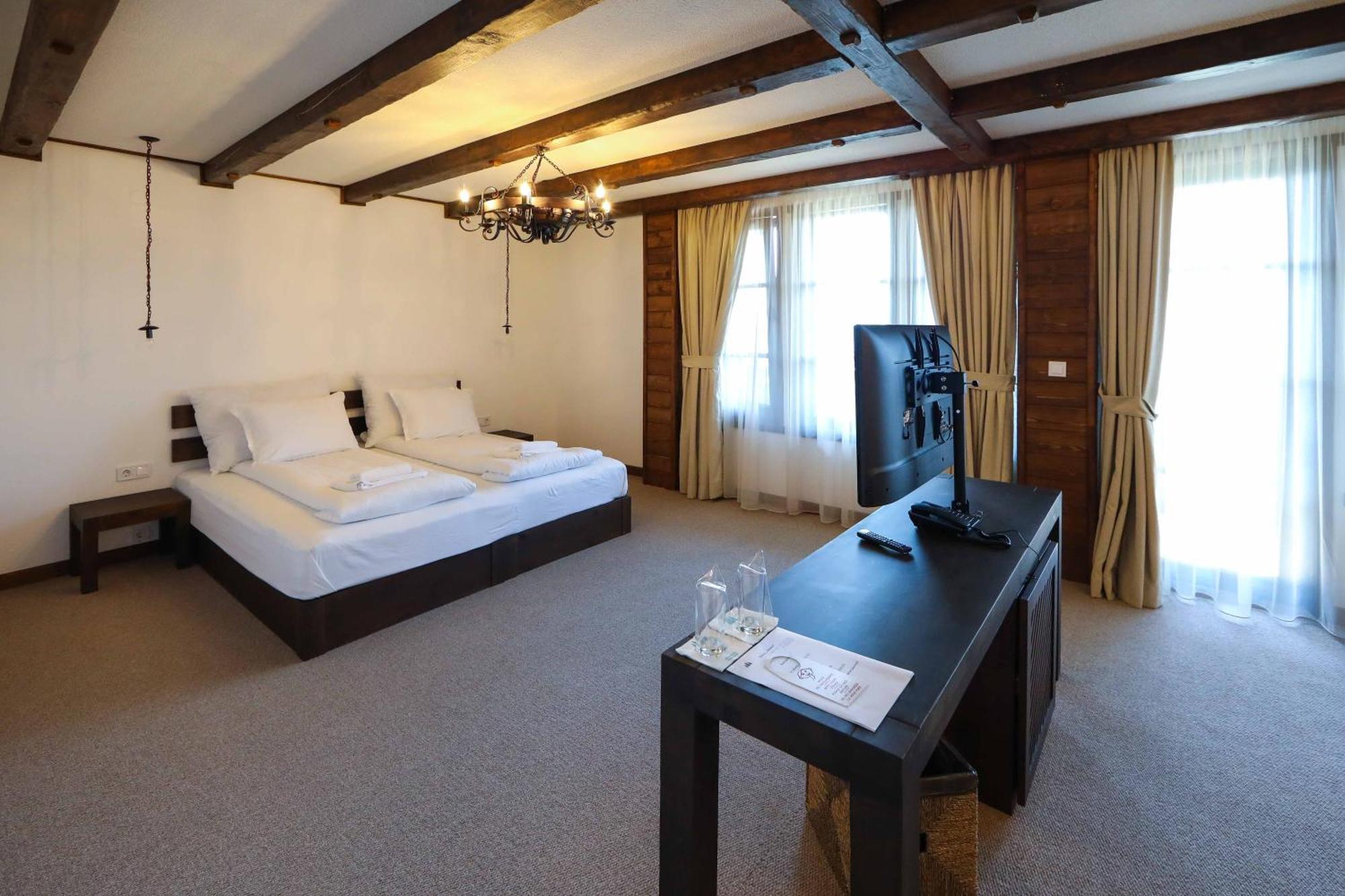 Hotel Leshten Phòng bức ảnh