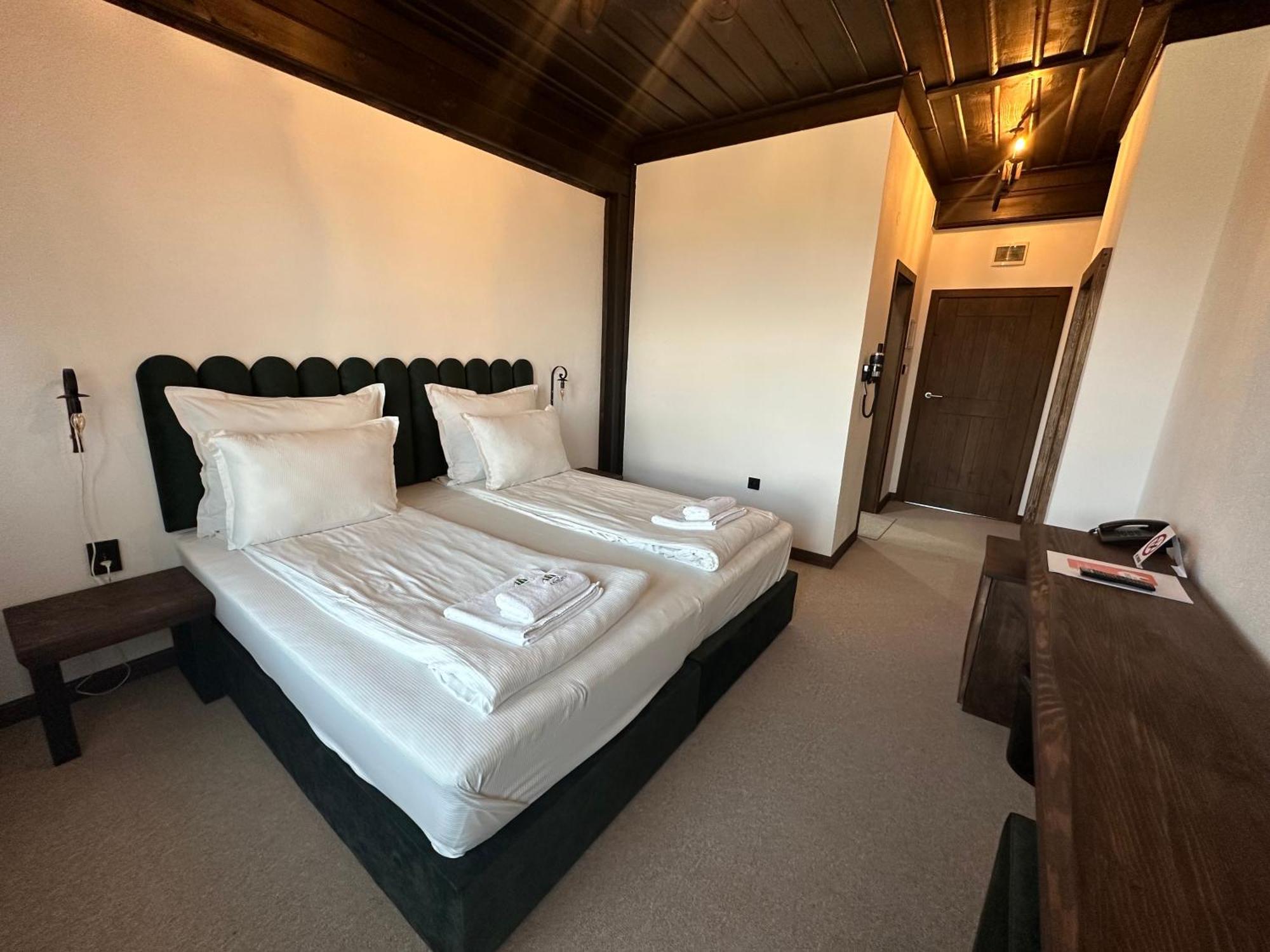 Hotel Leshten Ngoại thất bức ảnh