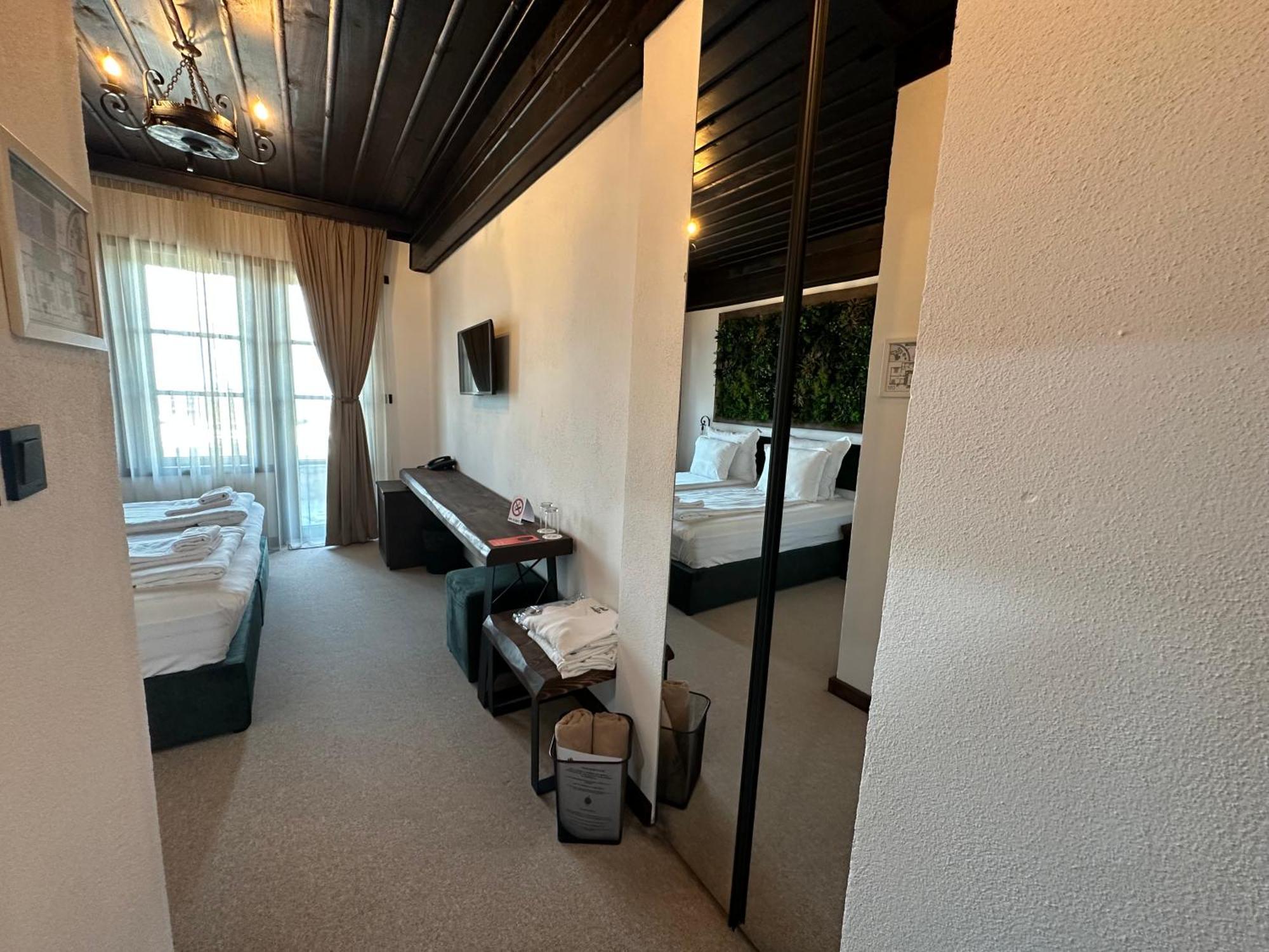 Hotel Leshten Ngoại thất bức ảnh